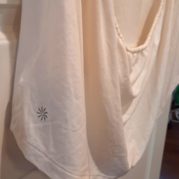 Athleta Blouse Womans 3X Cream Colored Open Back Short Sleeve Classic Casual - Picture 9 of 13